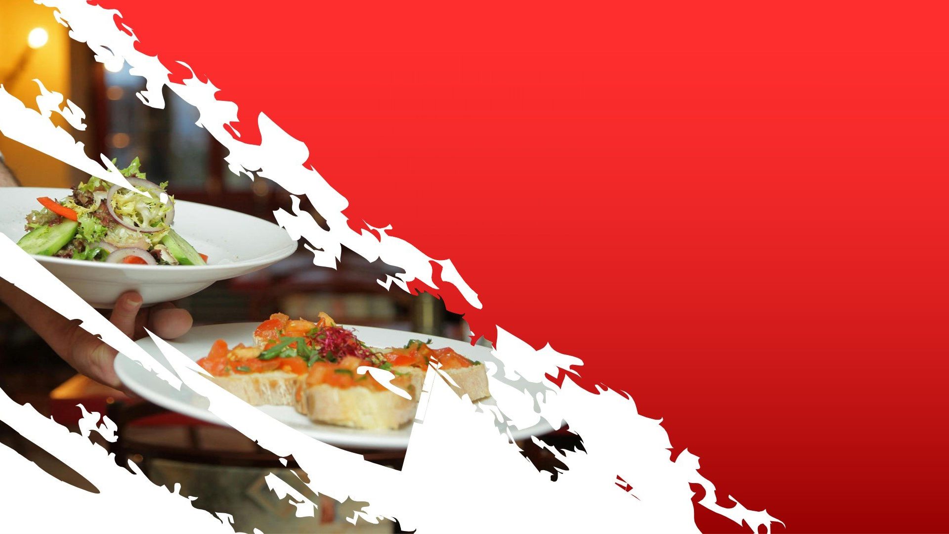 Servicekraft mit Salatteller und Bruschetta – Gastronomie im Hoope Park Wulsbüttel